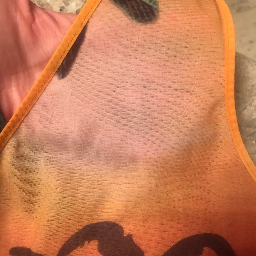 Fun Hawaiian blouse - Picture 5 of 5